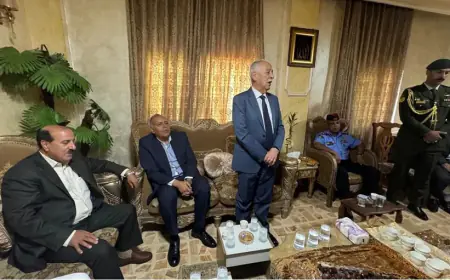 مندوبا عن الملك وولي العهد… العيسوي يعزي بوفاة المؤثر الاجتماعي الشاب الطرمان