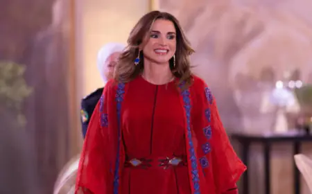 الملكة رانيا تهنئ الأميرة إيمان بقدوم مولودتيها